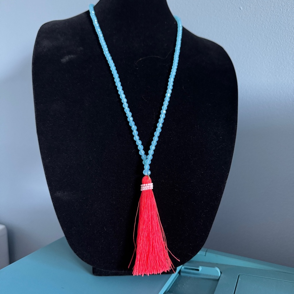 🌱 J. Crew tassel beaded necklace